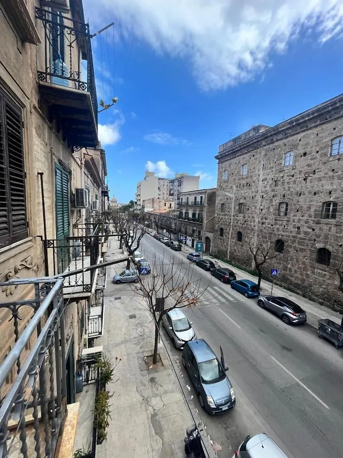 아파트 B&B Del Corso 팔레르모