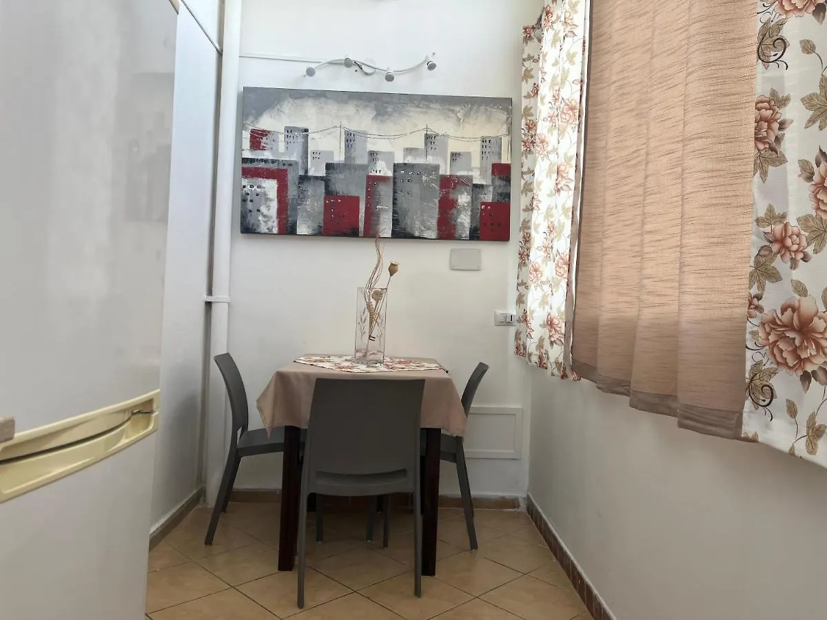 Apartment B&B Del Corso Palermo Italy